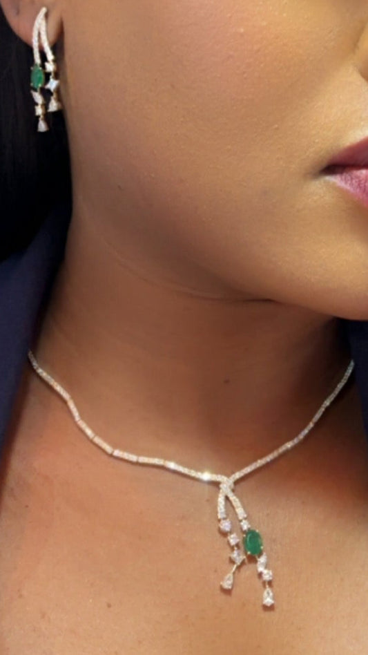 Esmeralda Royale Ensemble Earring