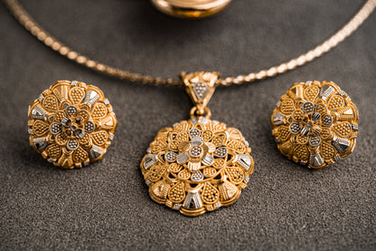 Heritage Filigree Gold Set